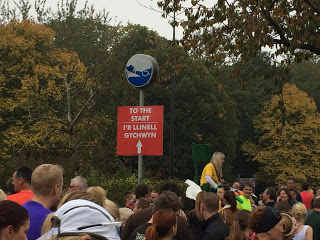 Cardiff Half Marathon start direction sign